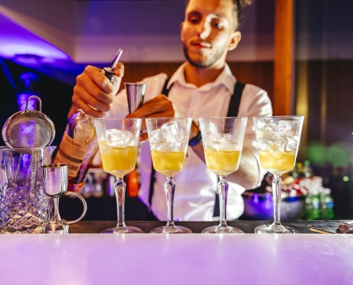Serviço de bartender na LUX MARE servico-barman-lux-mare